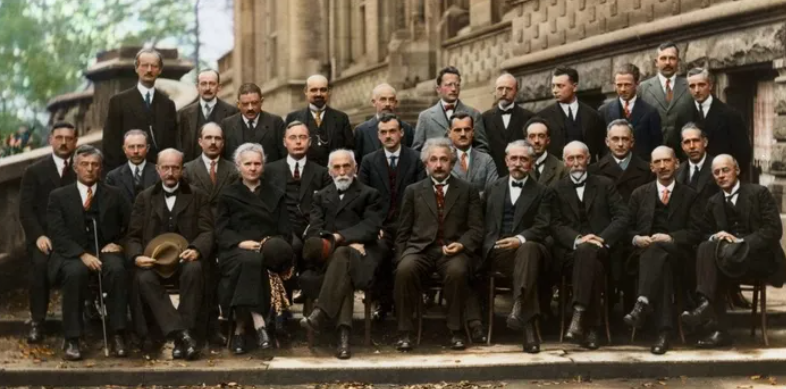 爱因斯坦厉害到什么程度？